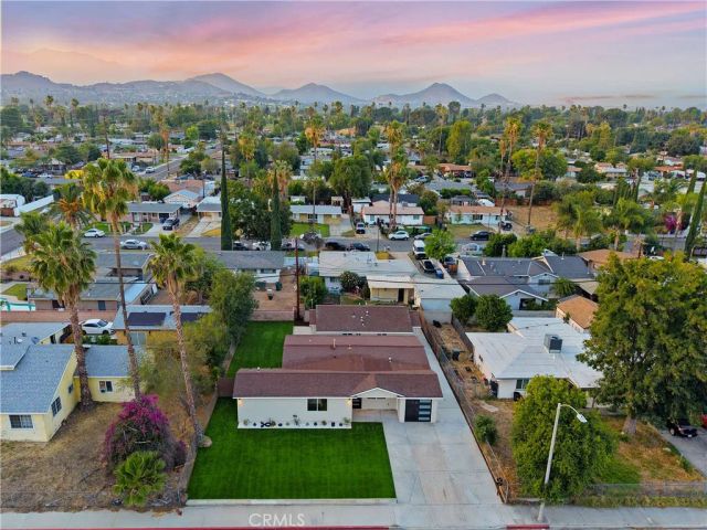 5571 CENTRAL AVE, Riverside, CA 92504