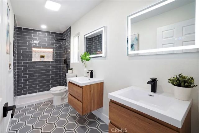 5571 CENTRAL AVE, Riverside, CA 92504