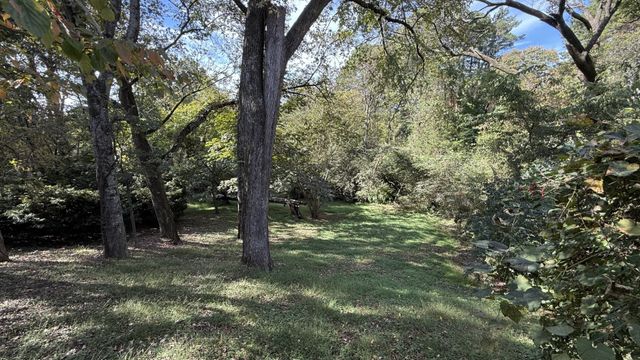 5055 McLendon Dr, Antioch, TN 37013