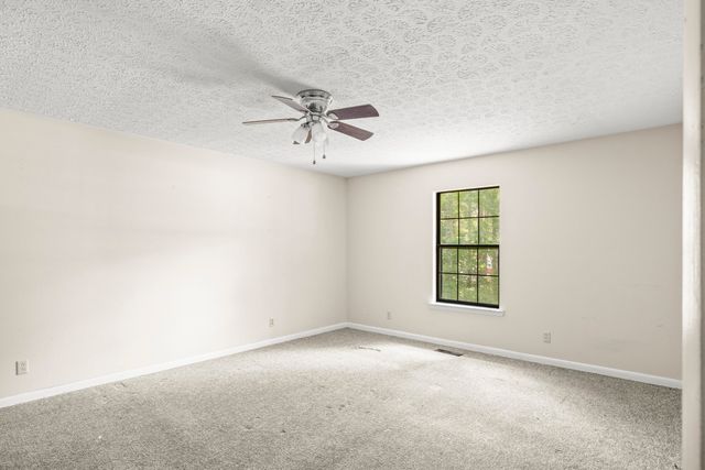 237 Henry Circle, Lafayette, GA 30728