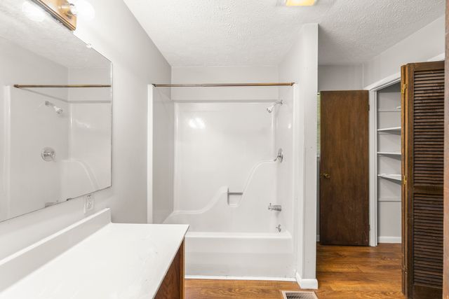 237 Henry Circle, Lafayette, GA 30728
