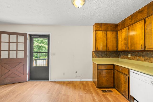 237 Henry Circle, Lafayette, GA 30728
