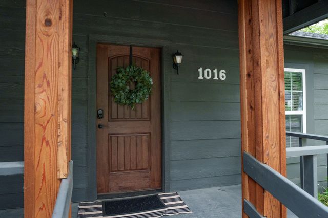 1016 W Collins Street, Denton, TX 76201
