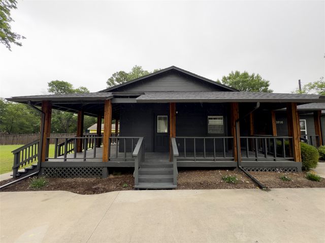 1016 W Collins Street, Denton, TX 76201