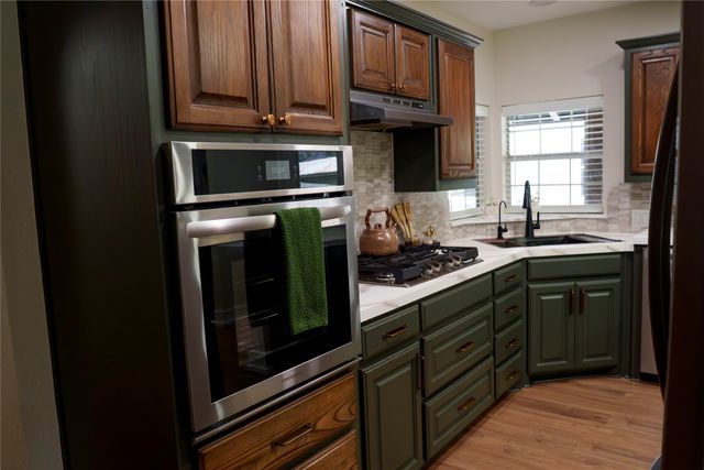 1016 W Collins Street, Denton, TX 76201