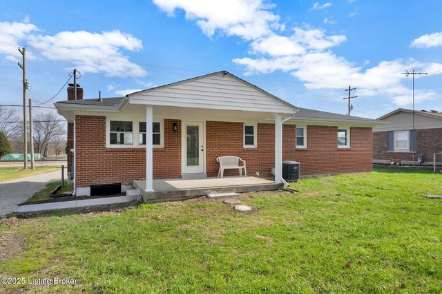 2753 Coral Ridge Rd, Brooks, KY 40109