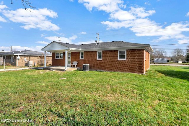 2753 Coral Ridge Rd, Brooks, KY 40109