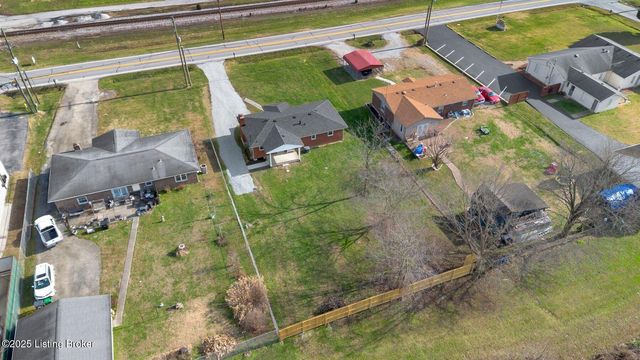 2753 Coral Ridge Rd, Brooks, KY 40109