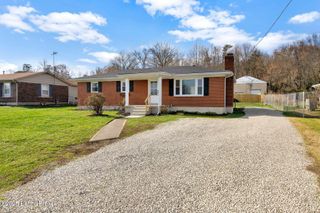 2753 Coral Ridge Rd, Brooks, KY 40109