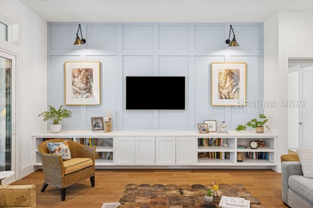 2 Ravenwood Rd, Hilton Head Island, SC 29928