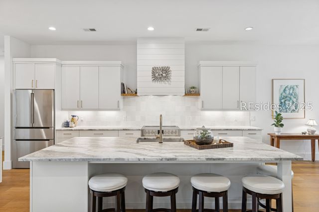 2 Ravenwood Rd, Hilton Head Island, SC 29928