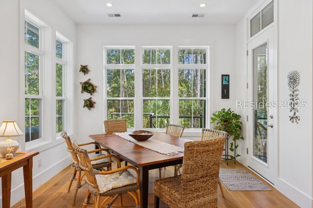 2 Ravenwood Rd, Hilton Head Island, SC 29928