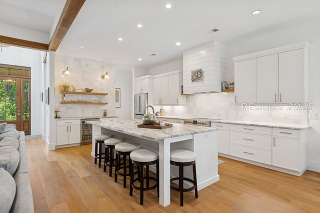 2 Ravenwood Rd, Hilton Head Island, SC 29928