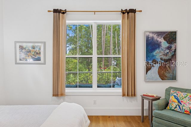 2 Ravenwood Rd, Hilton Head Island, SC 29928