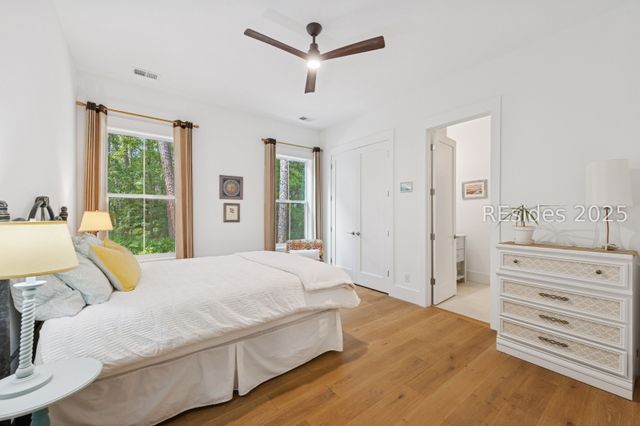 2 Ravenwood Rd, Hilton Head Island, SC 29928