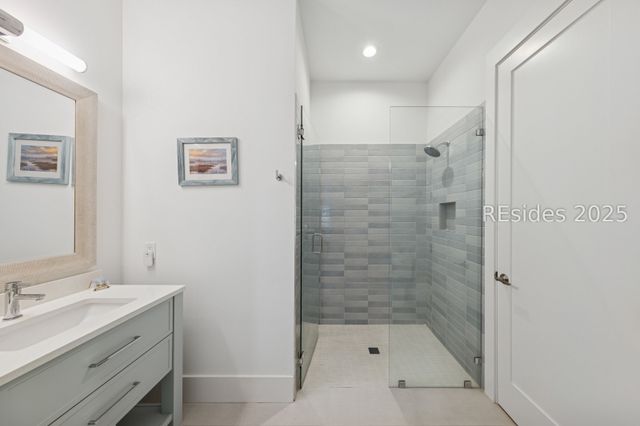 2 Ravenwood Rd, Hilton Head Island, SC 29928