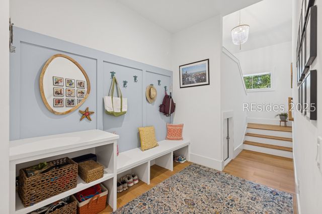 2 Ravenwood Rd, Hilton Head Island, SC 29928