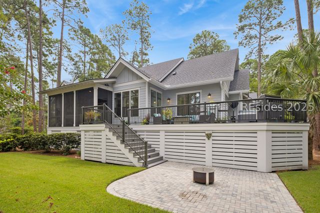 2 Ravenwood Rd, Hilton Head Island, SC 29928