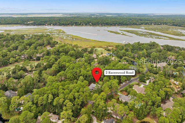 2 Ravenwood Rd, Hilton Head Island, SC 29928