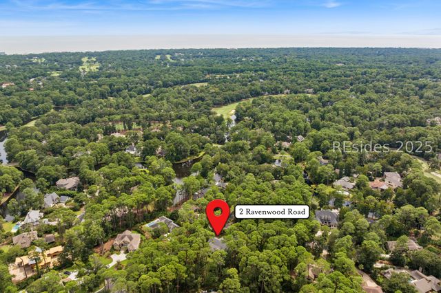 2 Ravenwood Rd, Hilton Head Island, SC 29928