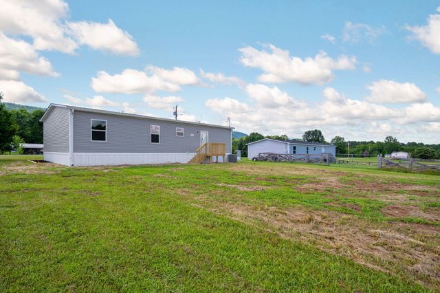 142 Meadow View, Pikeville, TN 37367