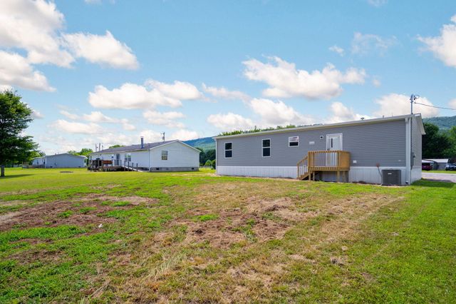 142 Meadow View, Pikeville, TN 37367
