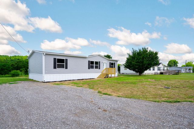 142 Meadow View, Pikeville, TN 37367