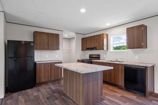 142 Meadow View, Pikeville, TN 37367