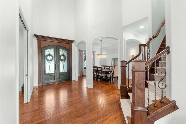 6921 W Altamonte Drive, Rogers, AR 72758