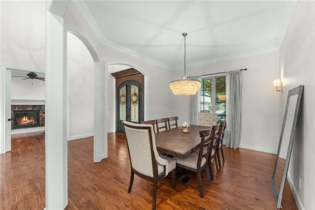 6921 W Altamonte Drive, Rogers, AR 72758