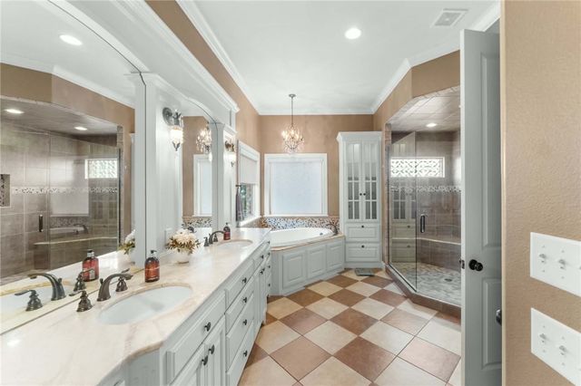 6921 W Altamonte Drive, Rogers, AR 72758