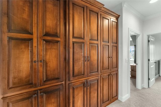6921 W Altamonte Drive, Rogers, AR 72758