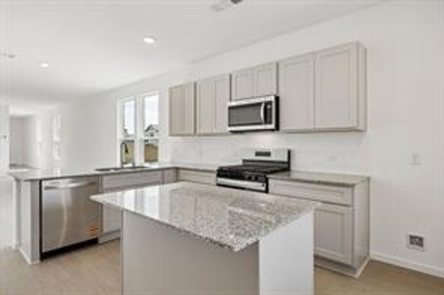 905 Silver Buckle Lane, Montgomery, TX 77356