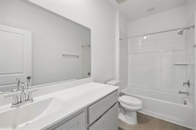 905 Silver Buckle Lane, Montgomery, TX 77356
