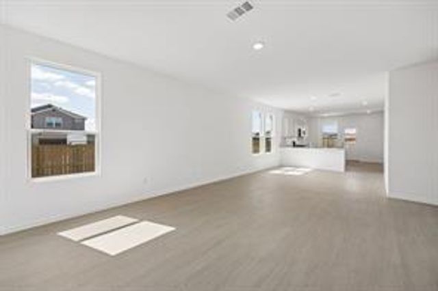 905 Silver Buckle Lane, Montgomery, TX 77356