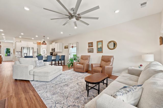 2675 Goldfinch Dr., Myrtle Beach, SC 29577