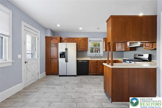 417 Clinton Terrace, Easton, PA 18042