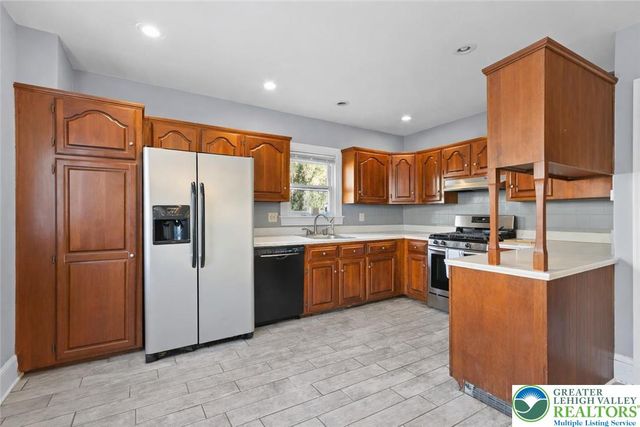 417 Clinton Terrace, Easton, PA 18042