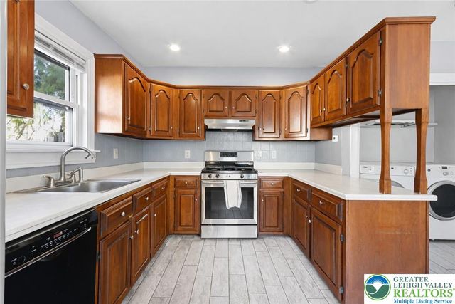 417 Clinton Terrace, Easton, PA 18042