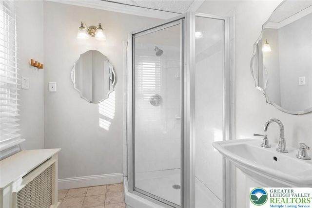 417 Clinton Terrace, Easton, PA 18042