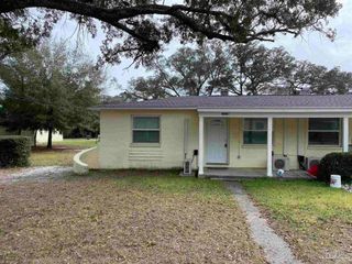 104 Ellis Dr B, Pensacola, FL 32507