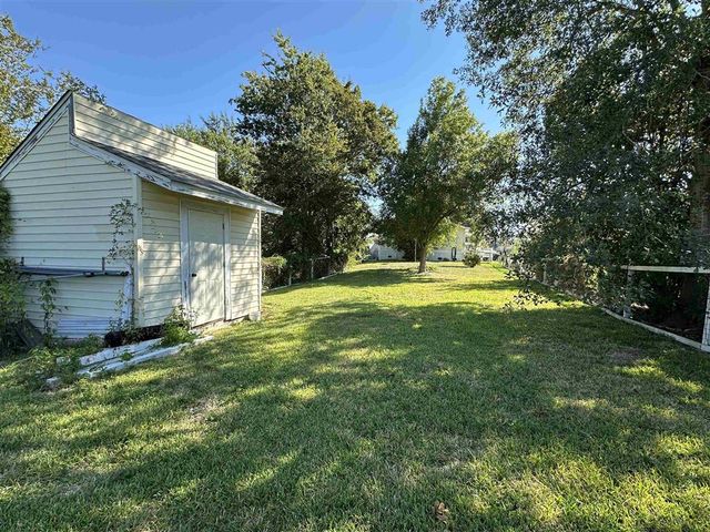 408 E Krause Street, Westlake, LA 70669