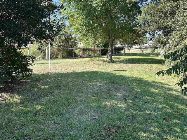 408 E Krause Street, Westlake, LA 70669