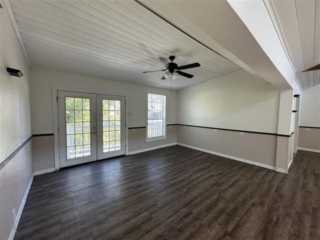 408 E Krause Street, Westlake, LA 70669