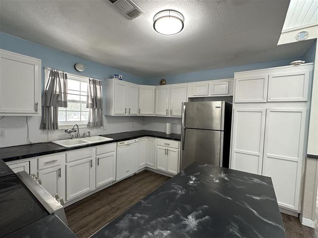 408 E Krause Street, Westlake, LA 70669