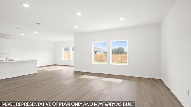 20019 Iron Winds Street, Crosby, TX 77532