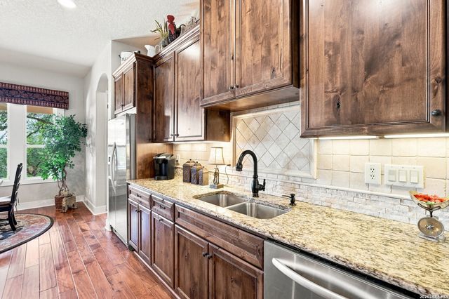 116 Peppergrass Drive, Spring Branch, TX 78070