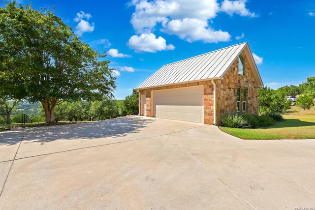 116 Peppergrass Drive, Spring Branch, TX 78070