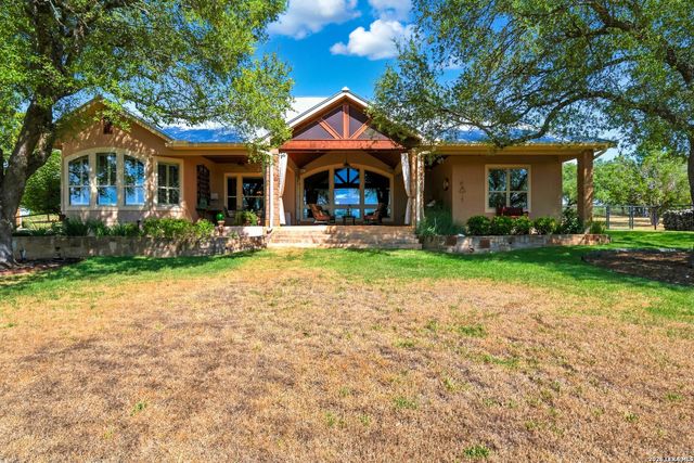 116 Peppergrass Drive, Spring Branch, TX 78070