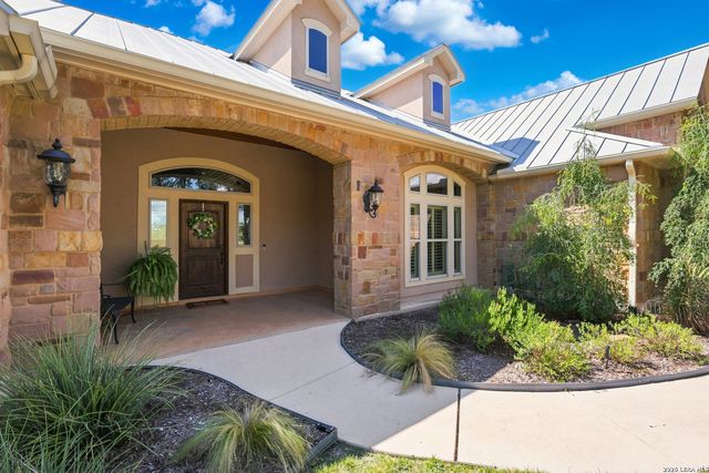 116 Peppergrass Drive, Spring Branch, TX 78070